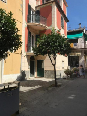 Roby's Little House Moneglia